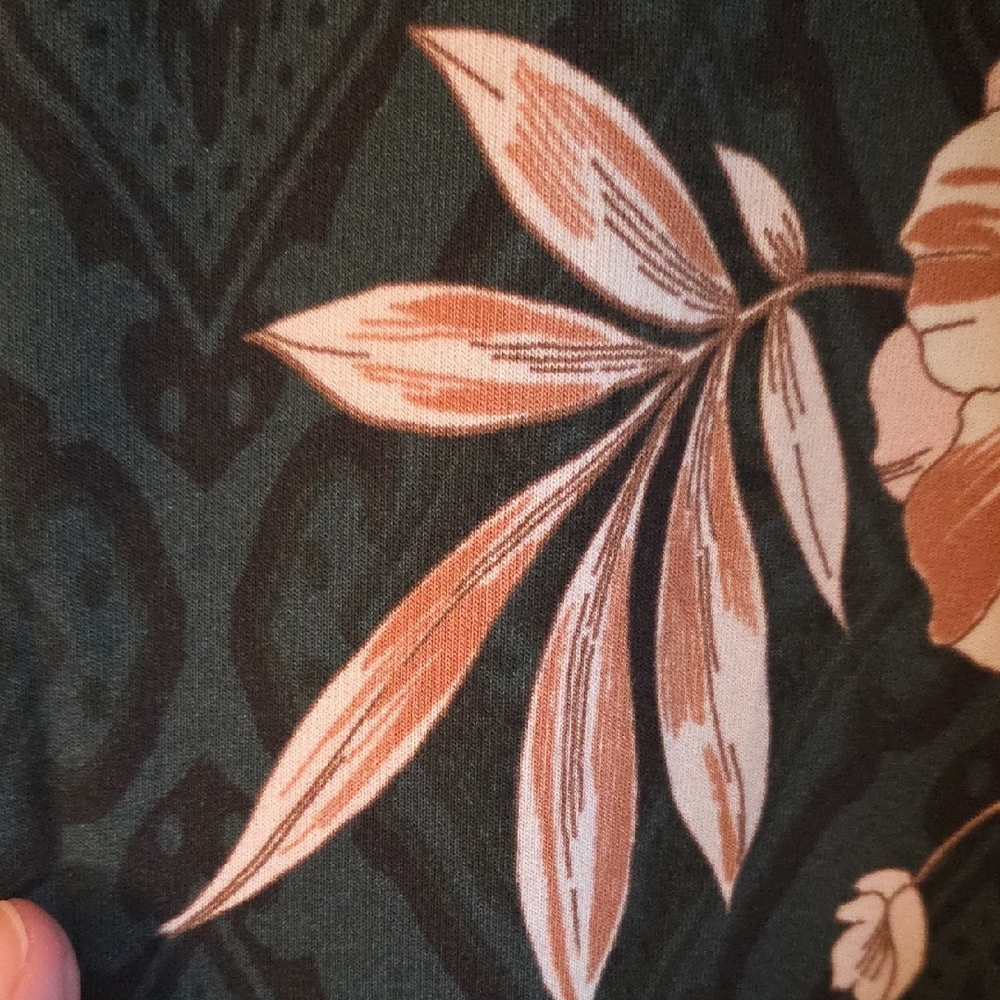 Johnny Was Black Nido Wide Leg Pants with Grey & Beige Floral Print Size Med NWT - Picture 6 of 13